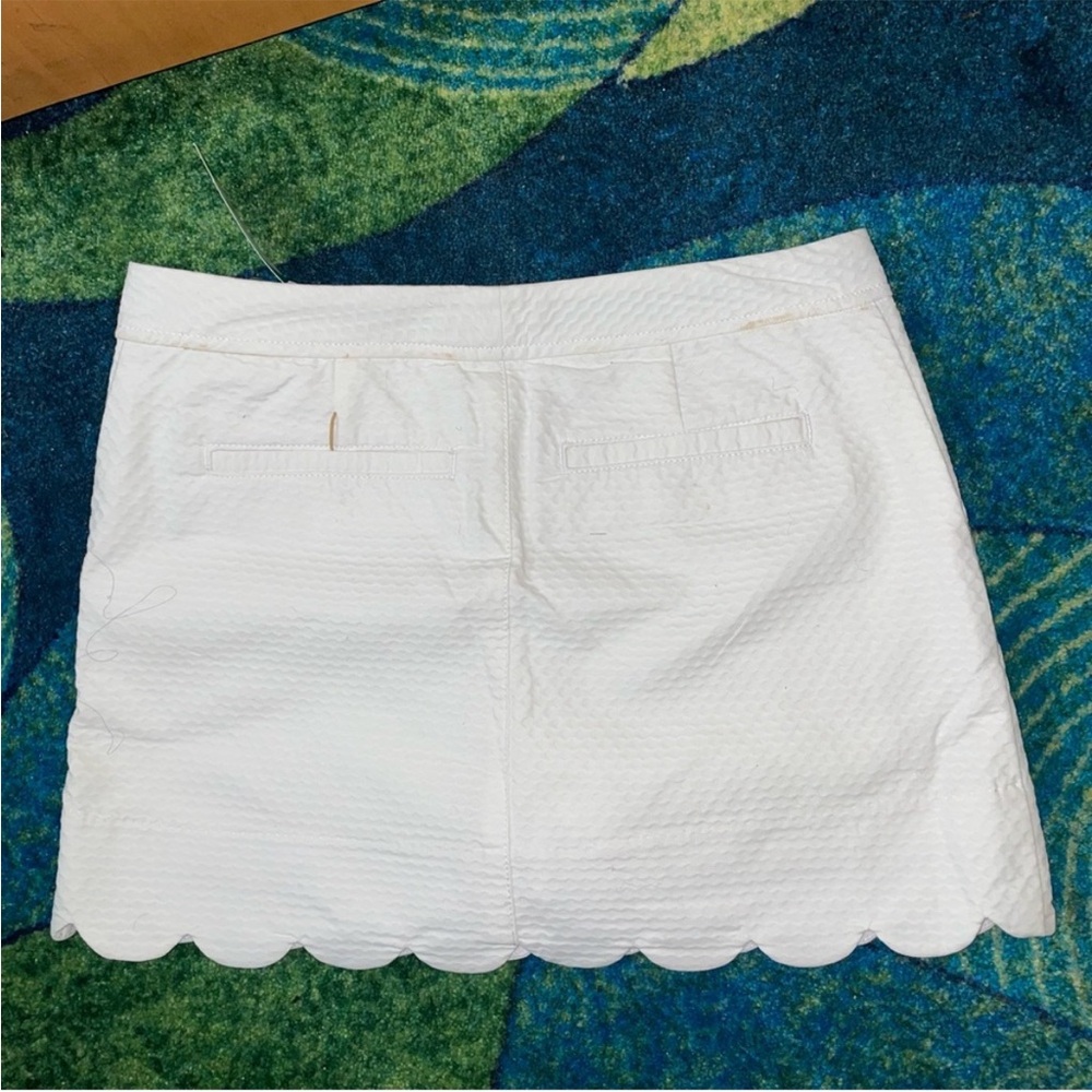 Lilly Pulitzer White Mini Skirt with Scalloped Hem - Picture 2 of 4